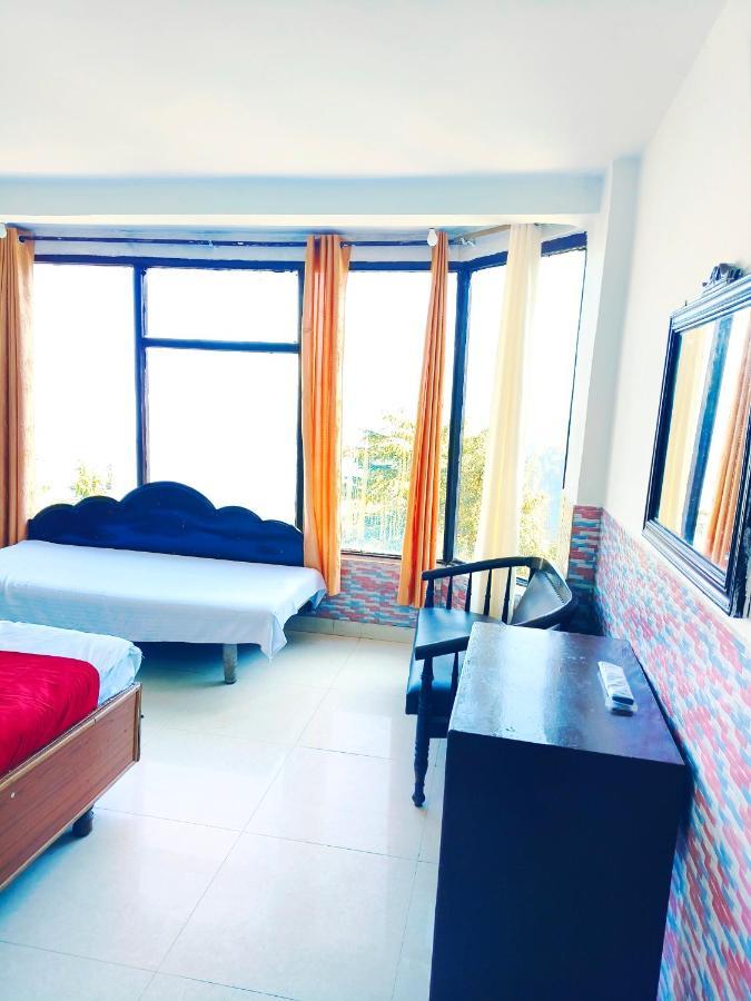 Hotel Holiday Dalhousie - Near Ghandhi Chowk Mall Road Bagian luar foto