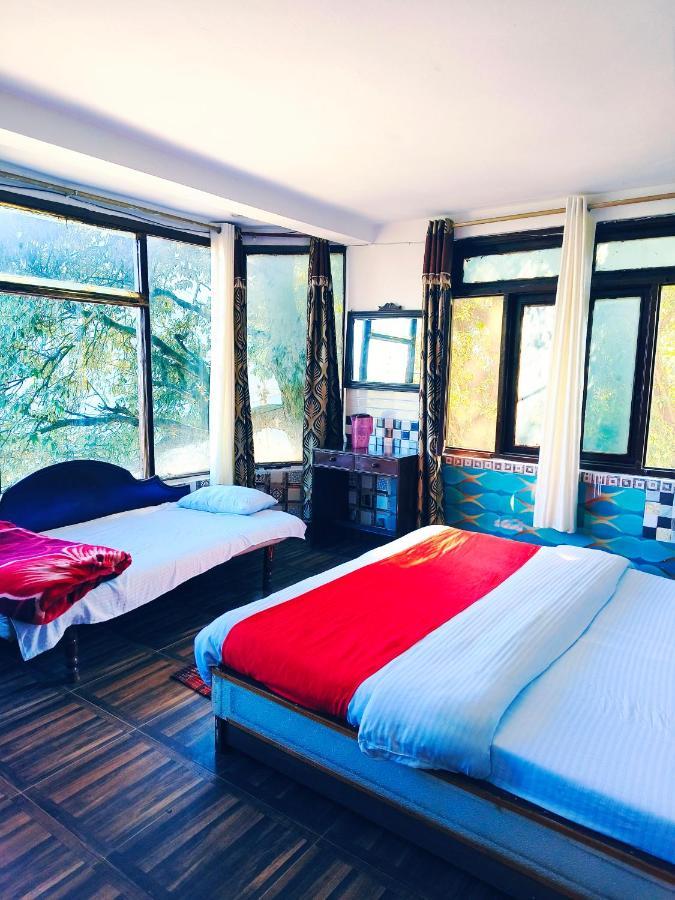 Hotel Holiday Dalhousie - Near Ghandhi Chowk Mall Road Bagian luar foto