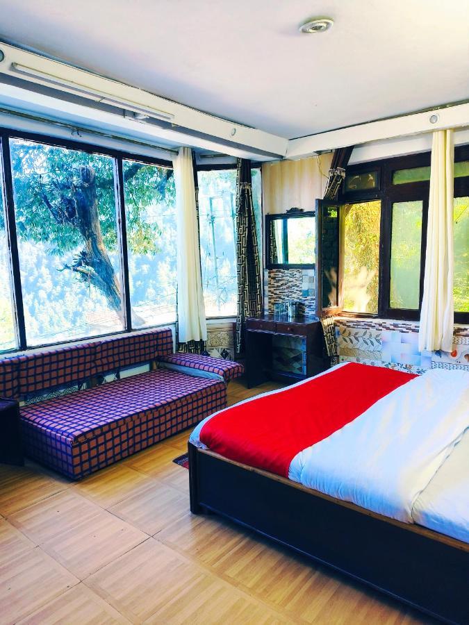 Hotel Holiday Dalhousie - Near Ghandhi Chowk Mall Road Bagian luar foto